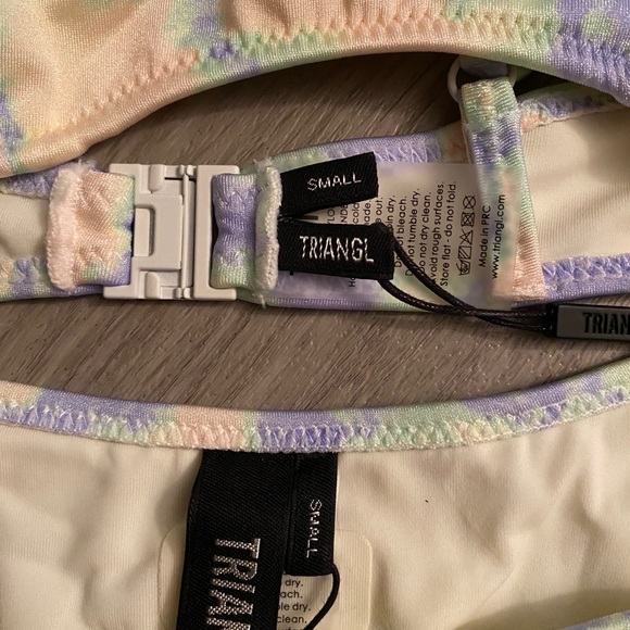 Triangl Rina Tie Dye Set - Picture 5 of 5